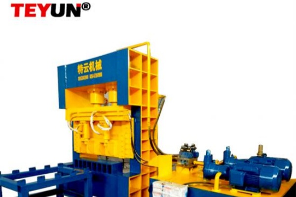 Cisaille à alligator ou cisaille à portique : laquelle est la meilleure pour le recyclage de l’acier lourd ?